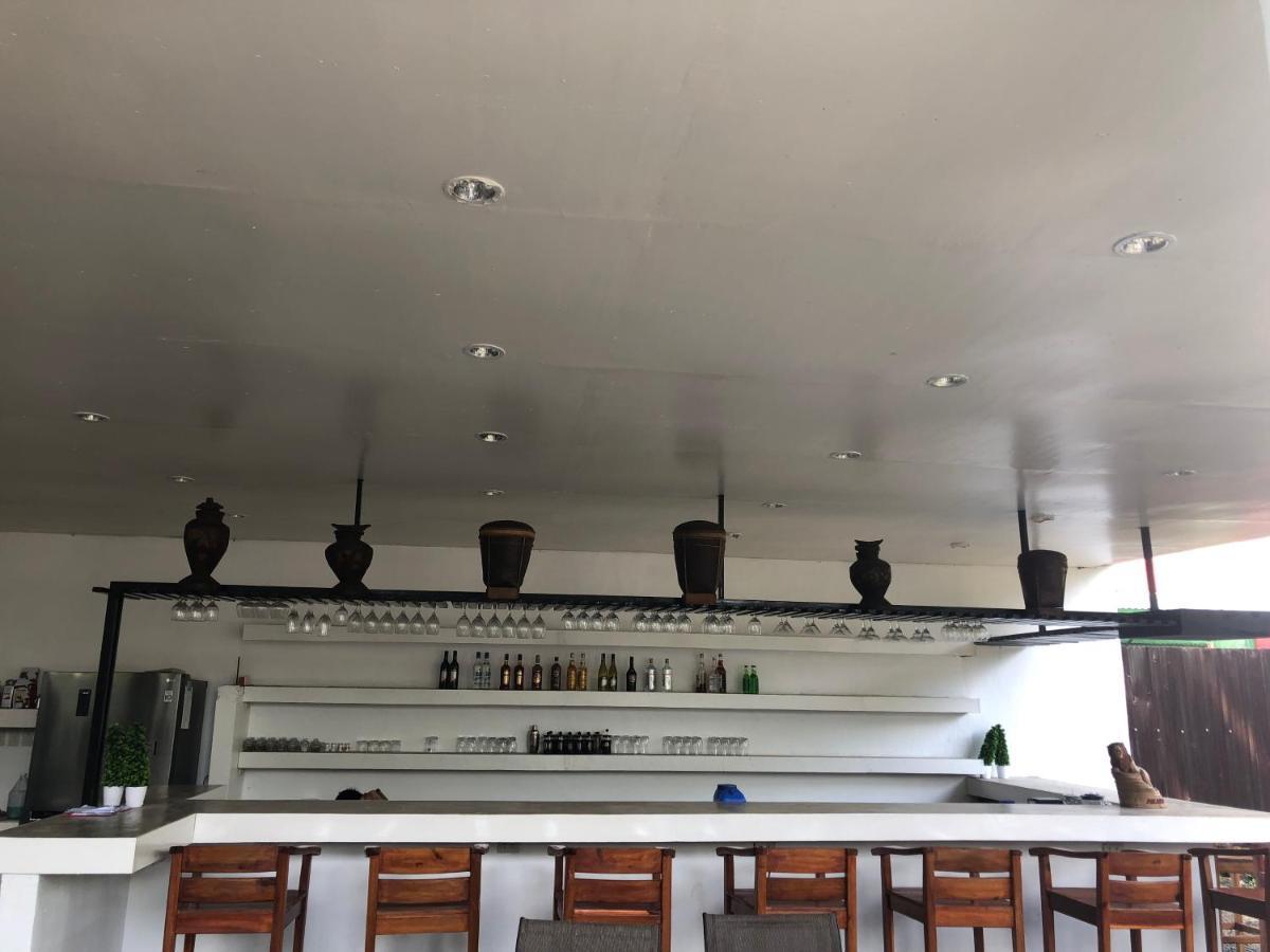 Alesseo Hostel Tiniguiban ภายนอก รูปภาพ