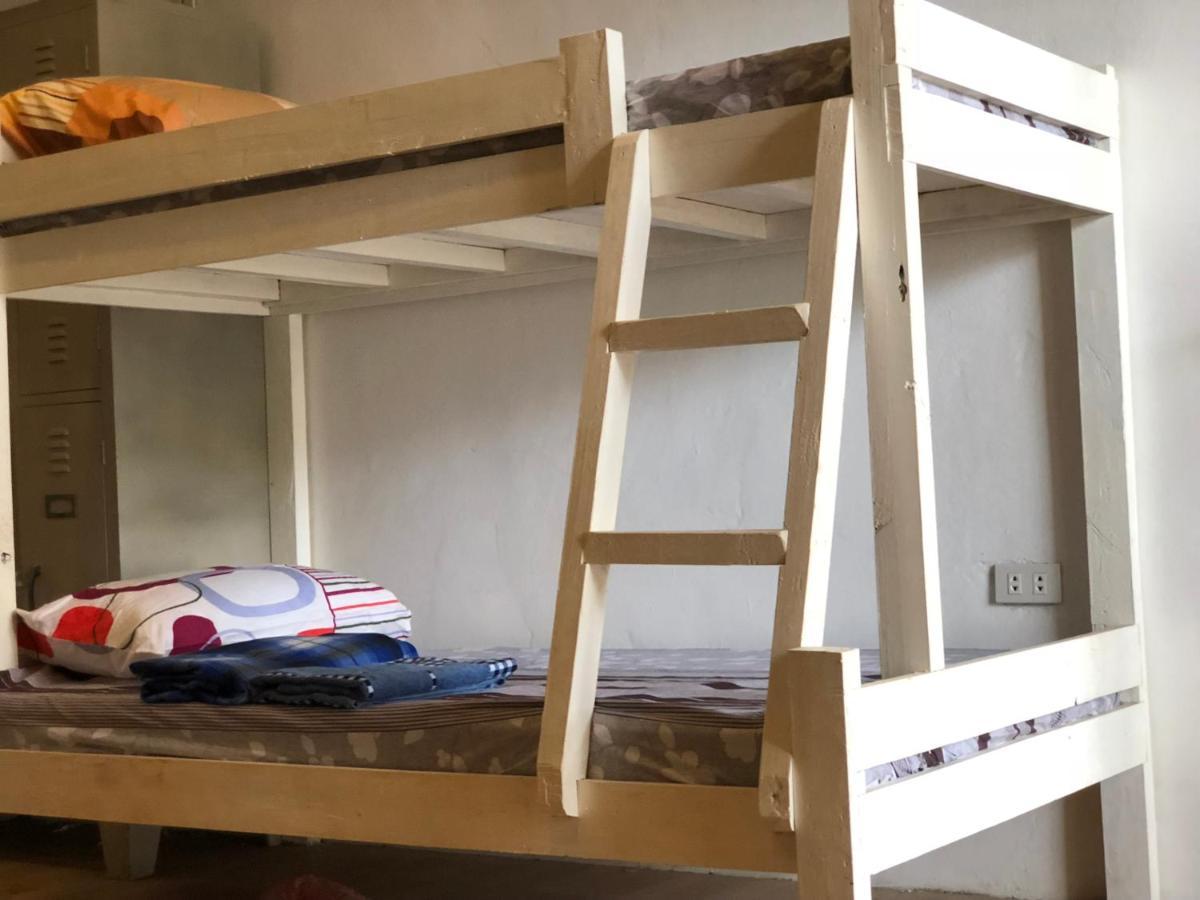 Alesseo Hostel Tiniguiban ภายนอก รูปภาพ