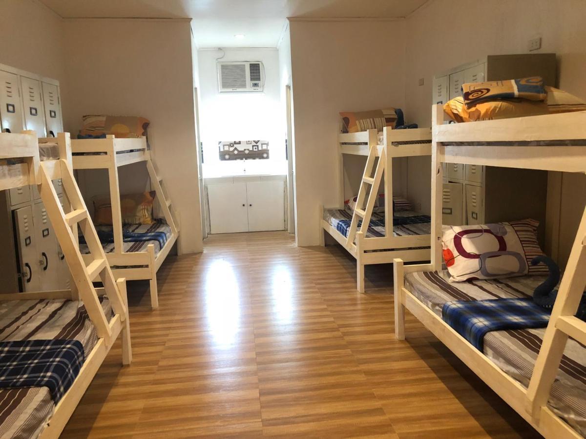 Alesseo Hostel Tiniguiban ภายนอก รูปภาพ