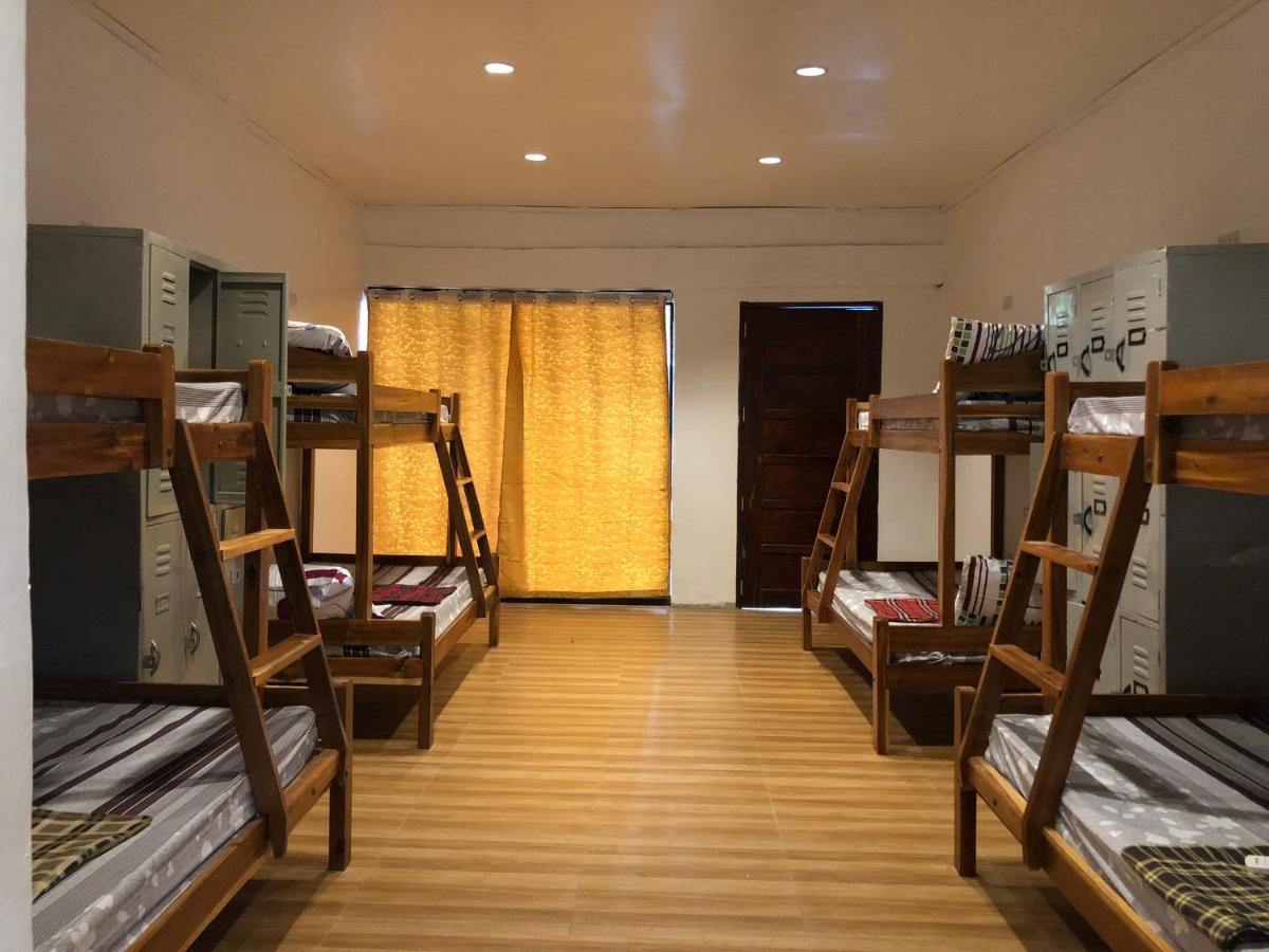 Alesseo Hostel Tiniguiban ภายนอก รูปภาพ